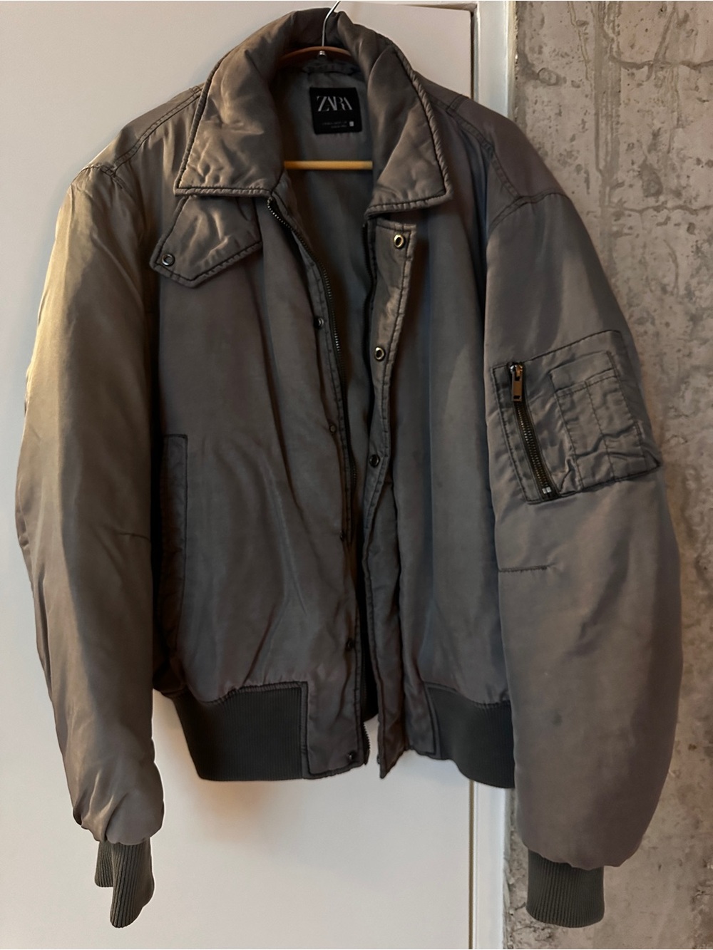 Zara Men's Charcoal Gray Bomber Jacket